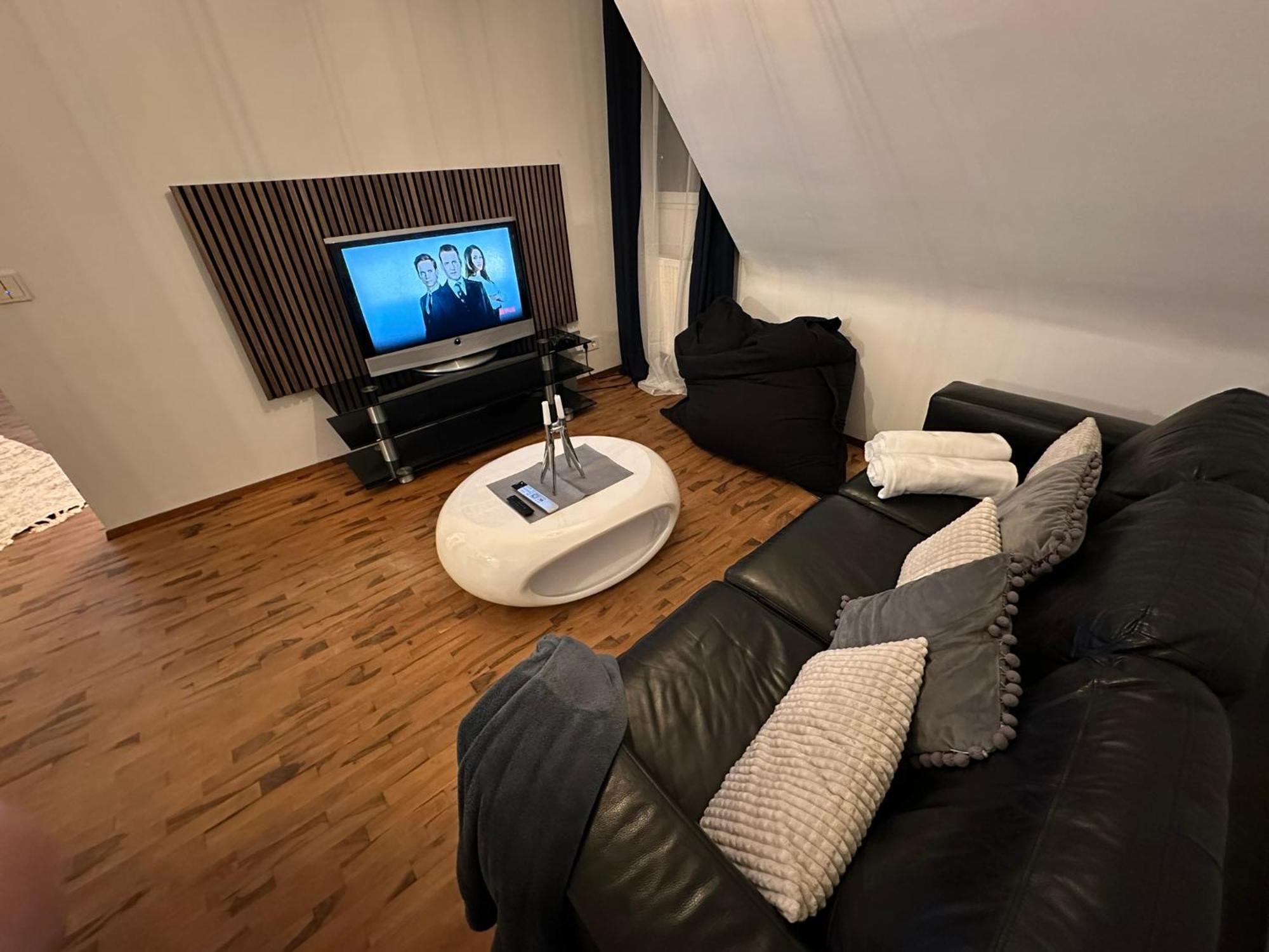77M² - 3 Zi Modern Zentrum Kueche Dachterrasse Wlan Карлсруэ Экстерьер фото