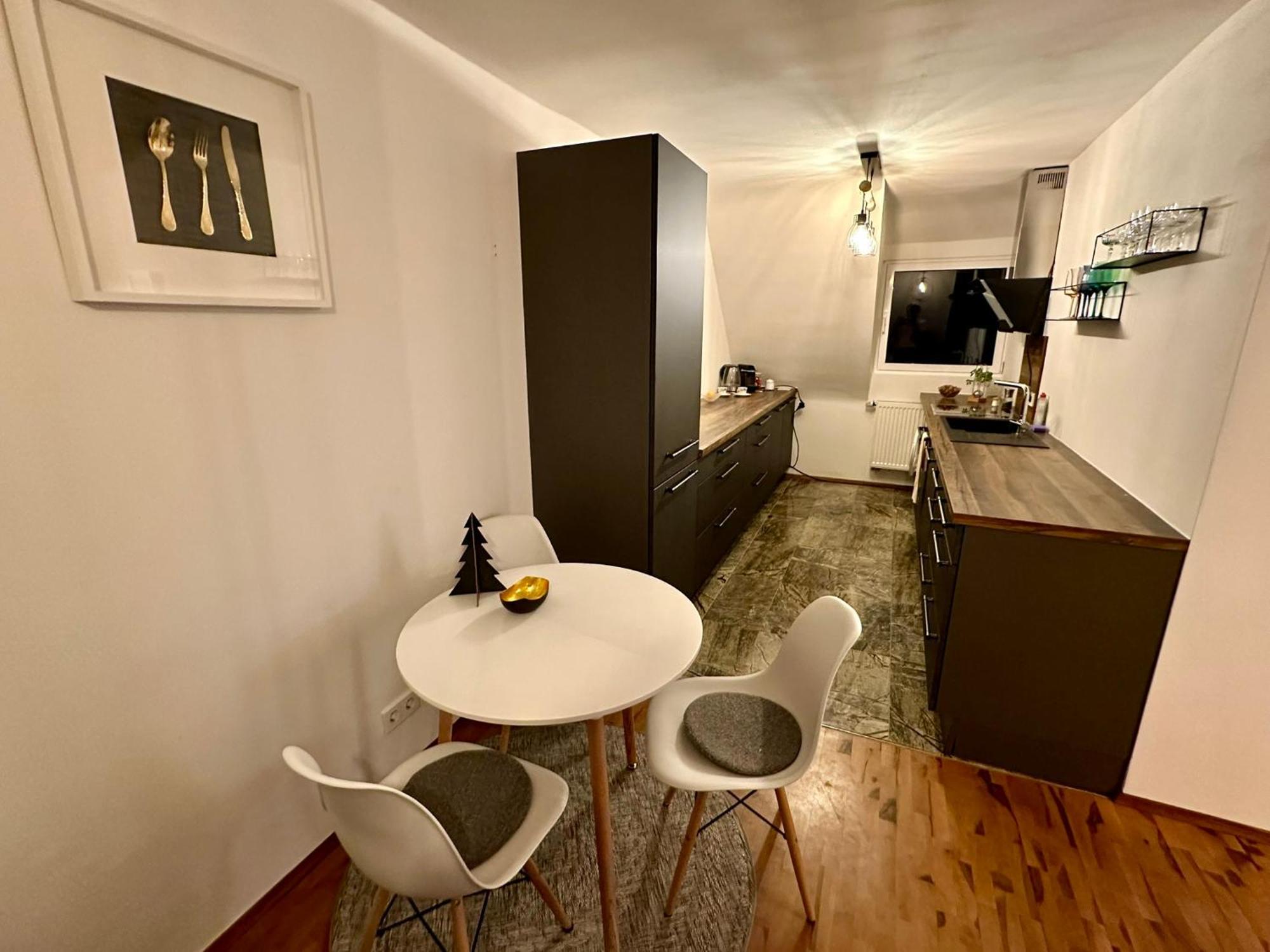 77M² - 3 Zi Modern Zentrum Kueche Dachterrasse Wlan Карлсруэ Экстерьер фото